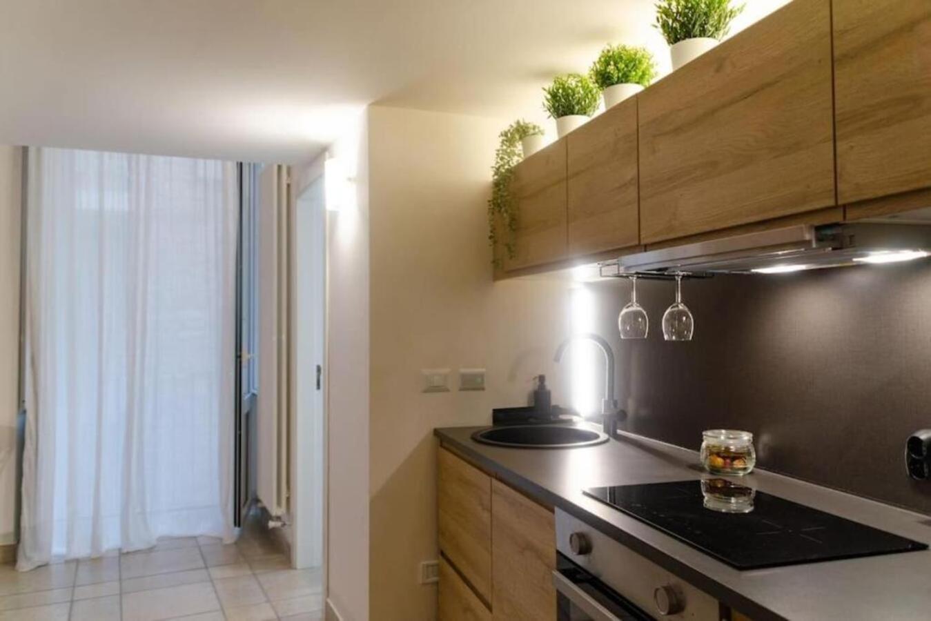 Maison De L'Air - Apt With Jacuzzi Giovinazzo Bagian luar foto